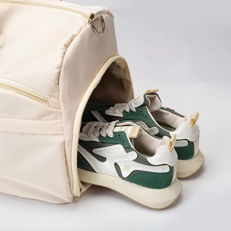 Multifunktionale Sport- und Reisetasche mit verstellbarem Schultergurt Skanto