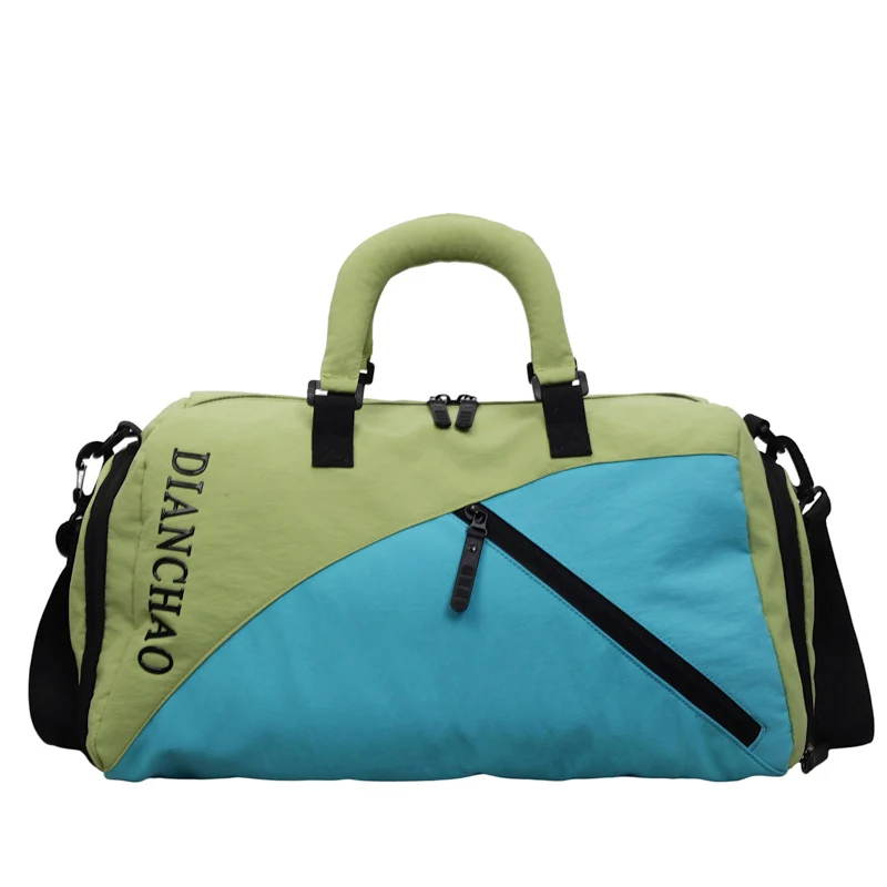 Sportliche Reisetasche mit mehreren Fächern und strapazierfähigem Material Skanto