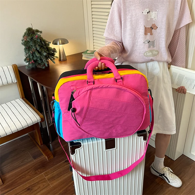 Multifunktionale Sport- und Reisetasche mit abnehmbarem Laptopfach Skanto