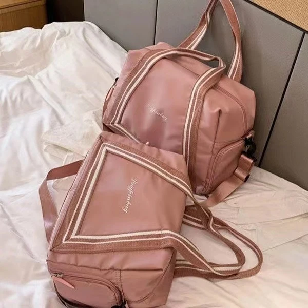 Geräumige Sport- und Reisetasche mit mehreren Fächern Skanto