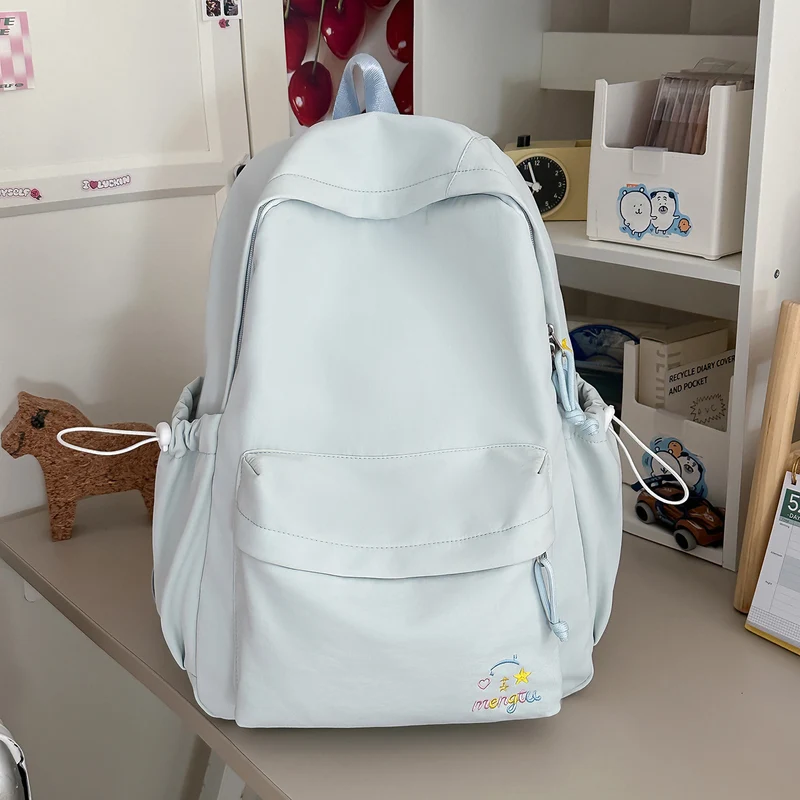 Leichter kompakter Schulrucksack