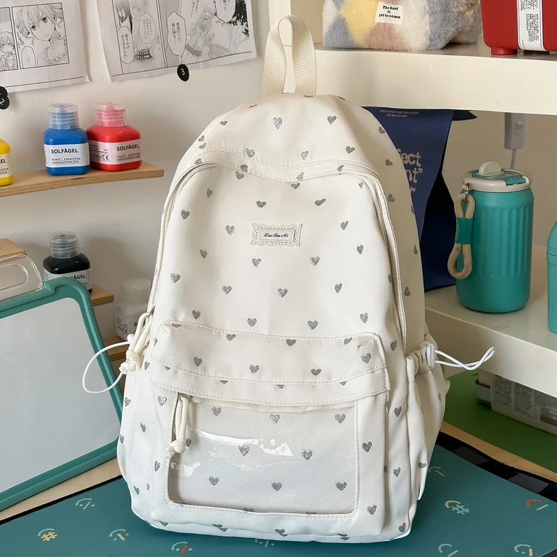 Lässiger Schulrucksack mit Herzmuster