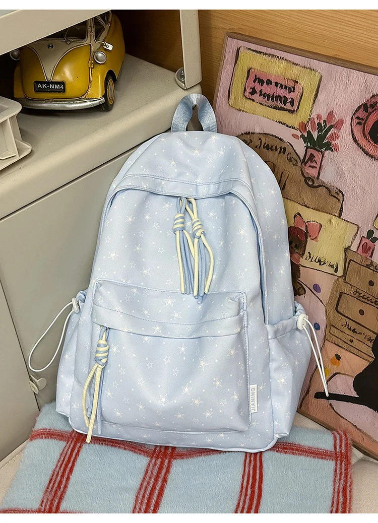 Niedlicher Schulrucksack aus weichem Stoff mit Sternenprint