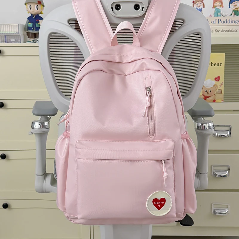Moderner minimalistischer Schulrucksack