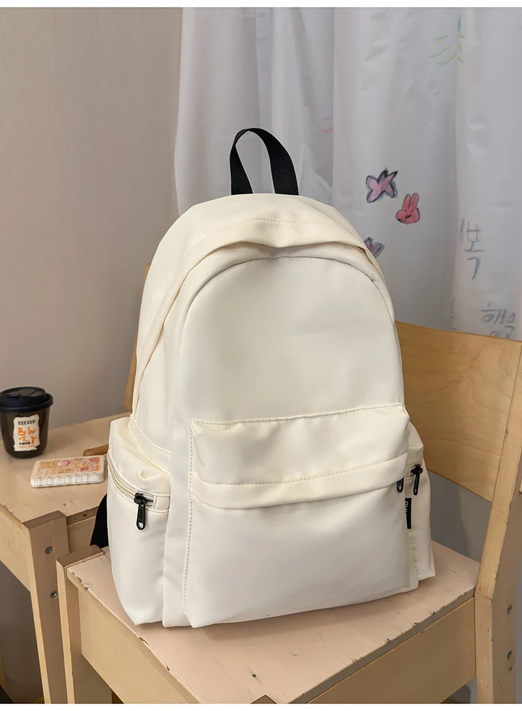 Minimalistischer multifunktionaler Schulrucksack