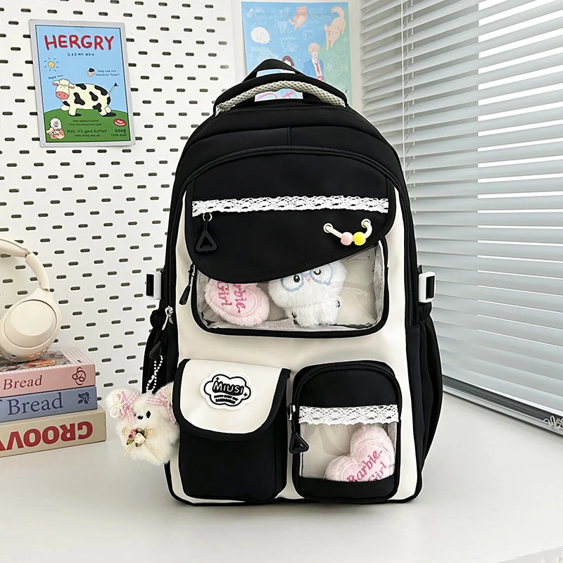 Funktionaler Schulrucksack mit vielen Taschen