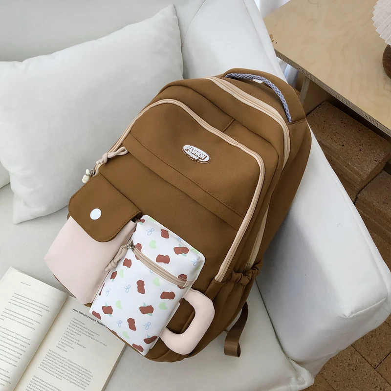 Funktionaler Schulrucksack mit mehreren Fächern und Organizer