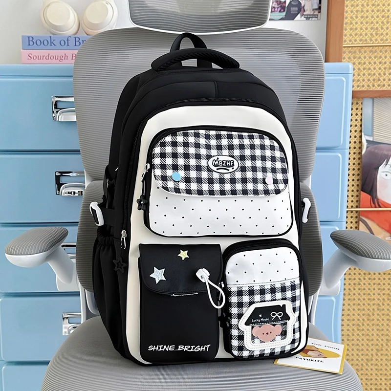 Multifunktionaler Schulrucksack mit niedlichem Charakter