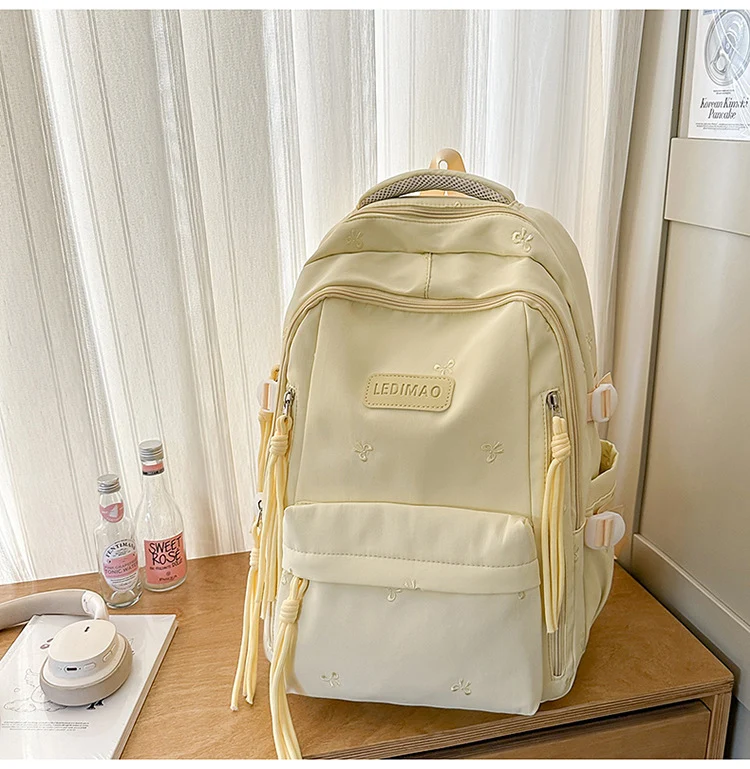 Schulrucksack mit besticktem Modedesign