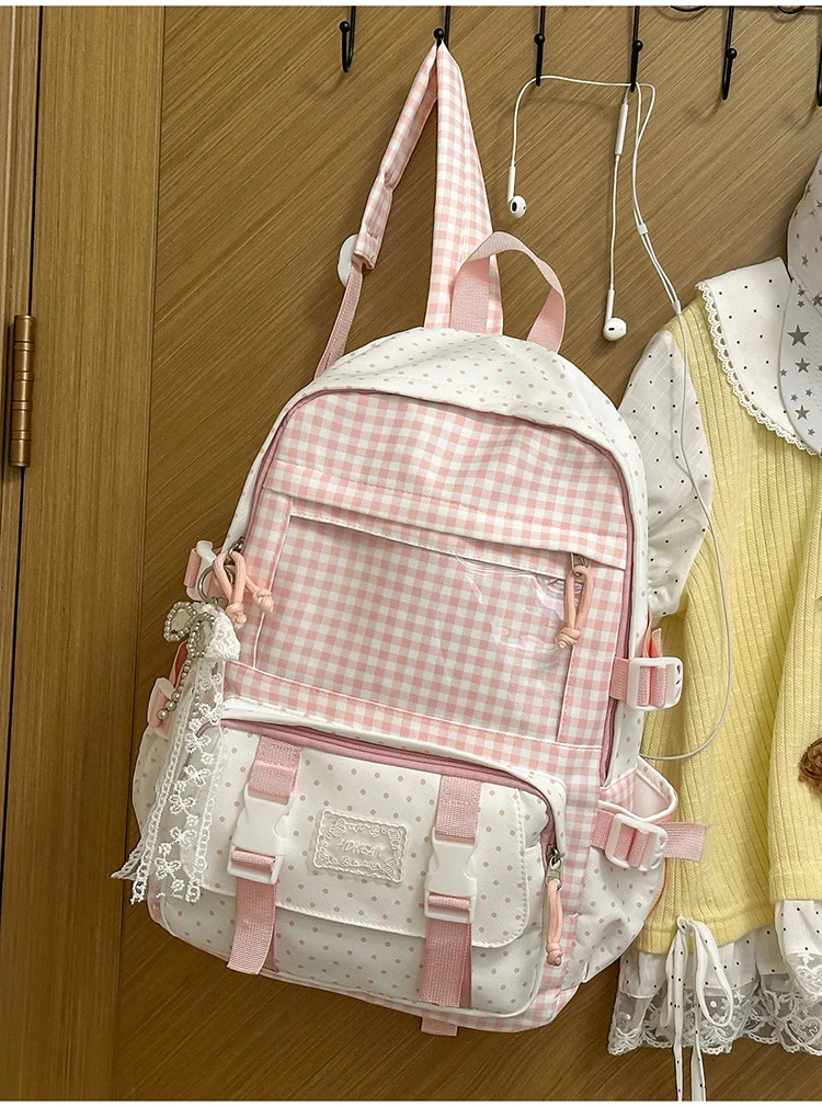 Süße karierte Schultasche