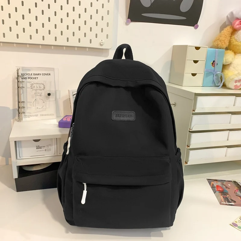 Niedlicher funktionaler Schulrucksack