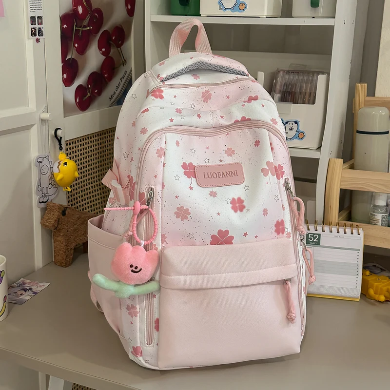 Lustiger Schulrucksack mit Blumenmuster