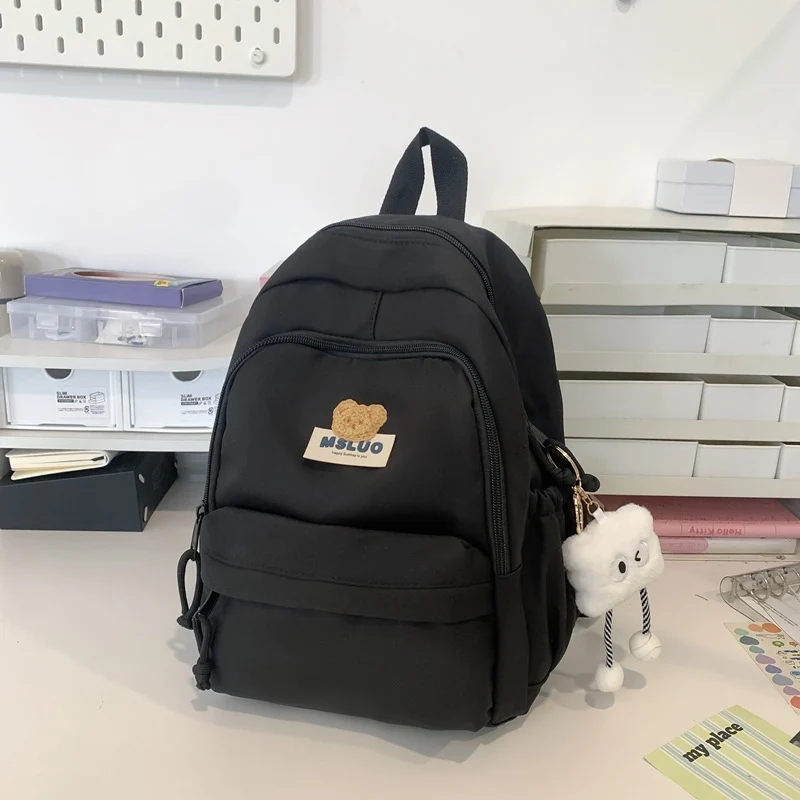 Lässiger Schulrucksack mit vielen Taschen