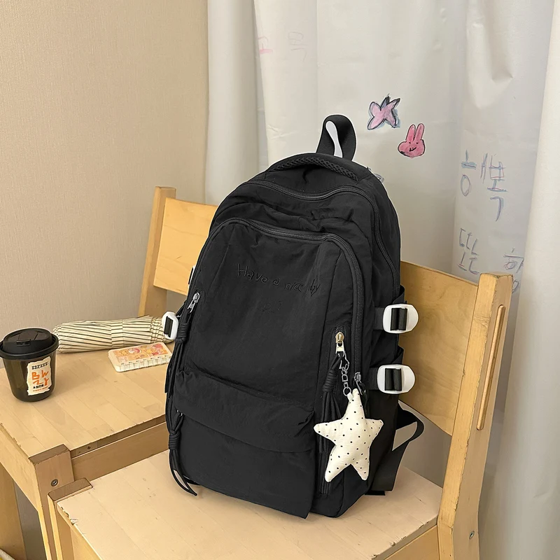 Niedlicher lässiger Schulrucksack