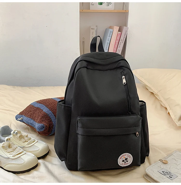 Lustiger Schulrucksack im Charakter-Design