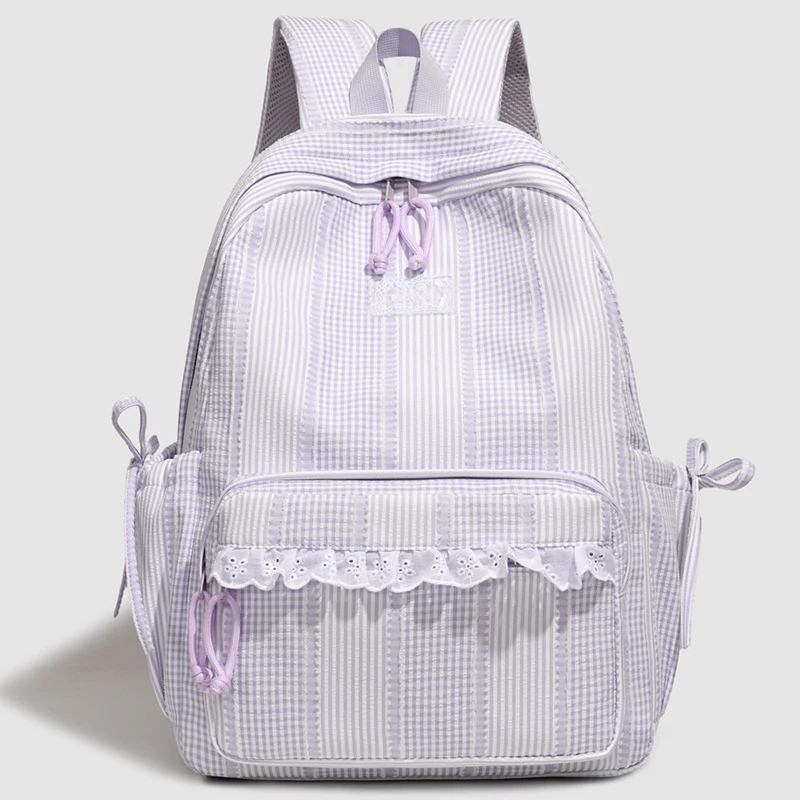 Lässiger Schulrucksack mit Spitzenbesatz
