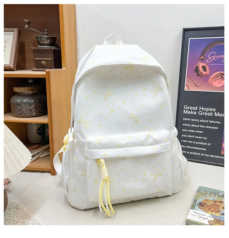 Wanderrucksack für die Schule mit Blumenmuster