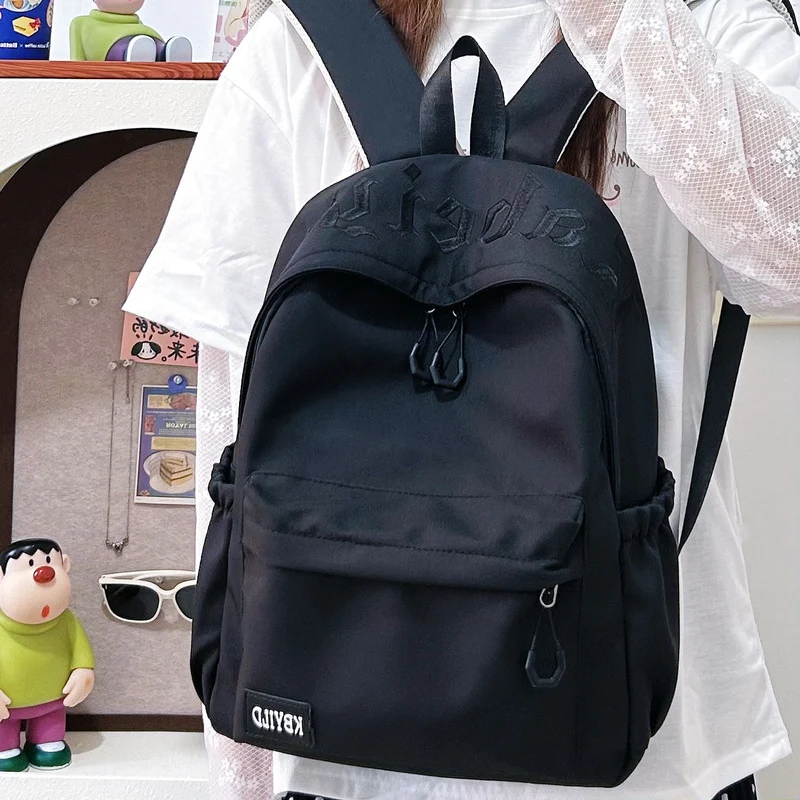 Lässiger Schulrucksack mit Grafikdesign