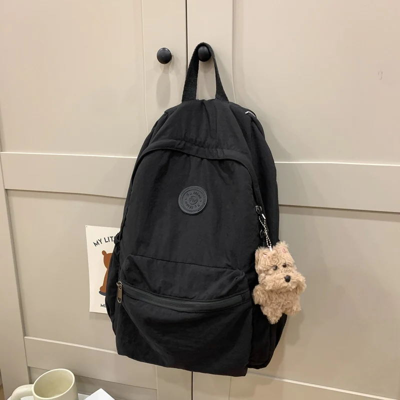 Lässiger funktionaler Schulrucksack