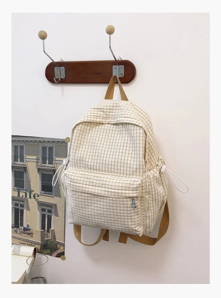 Lässiger Schulrucksack mit Karomuster