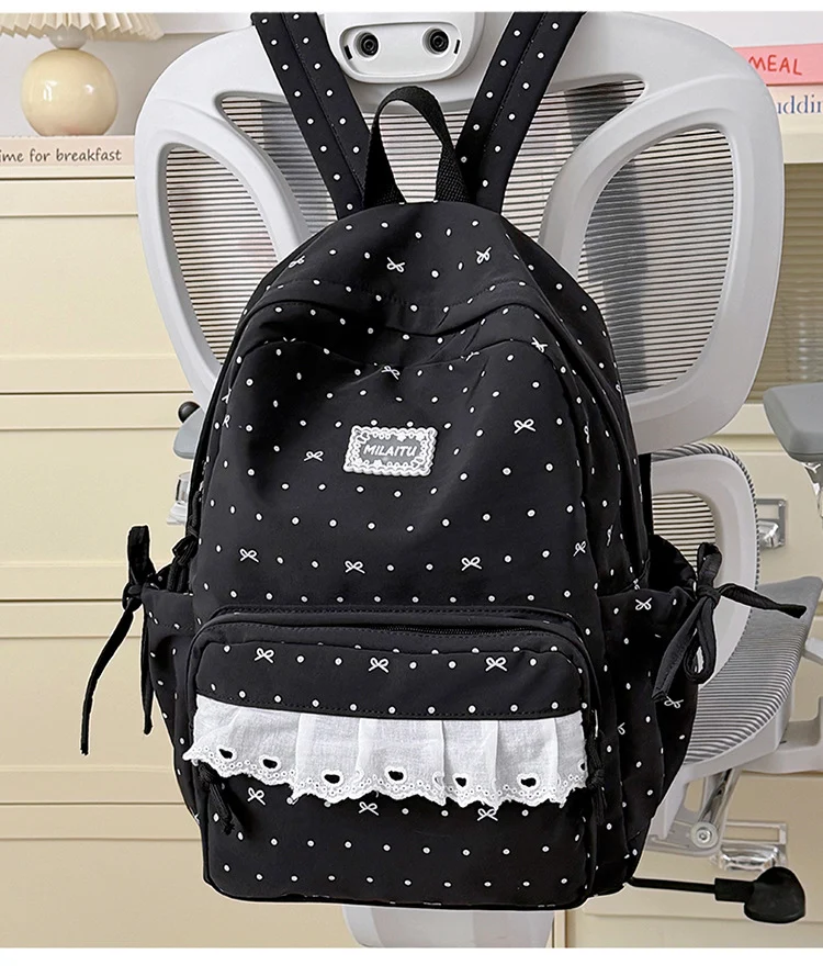 Charmanter Designer-Schulrucksack mit Tupfen