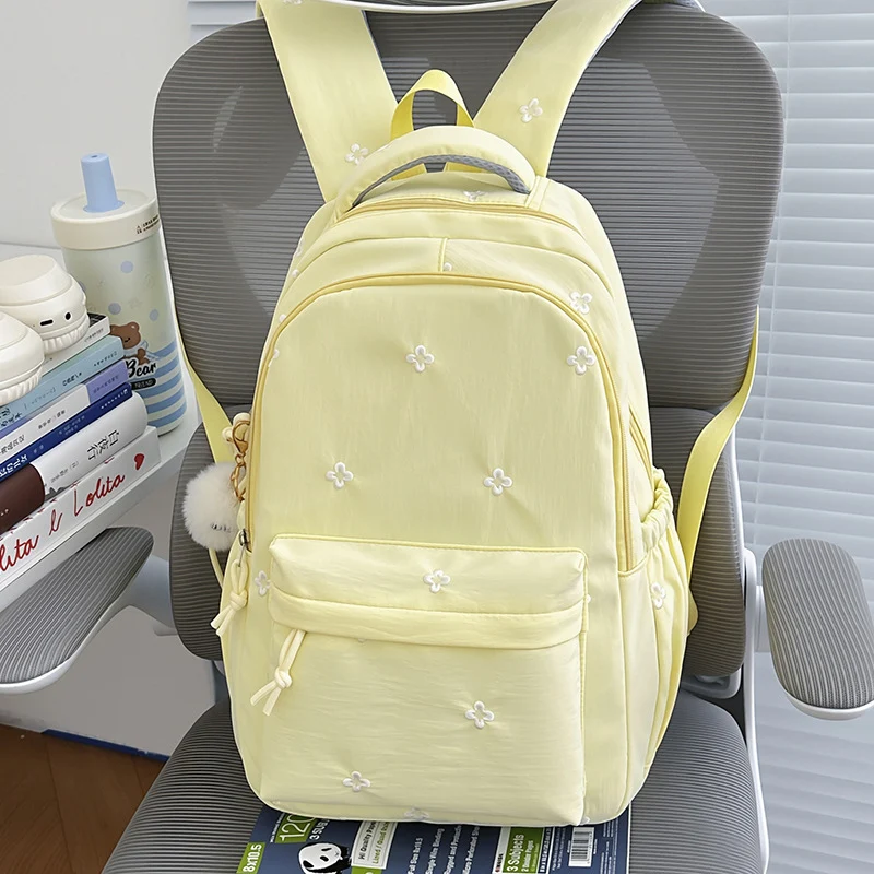 Leichter Schulrucksack mit Blumenmuster