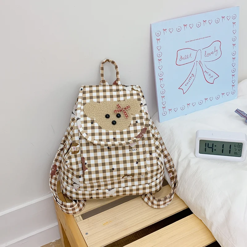 Niedlicher Schulrucksack im Charakter-Design