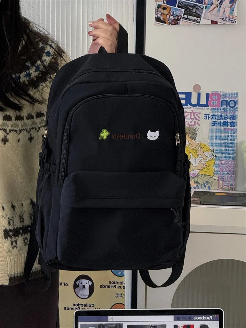 Klassischer Schulrucksack mit Charakter-Dekor