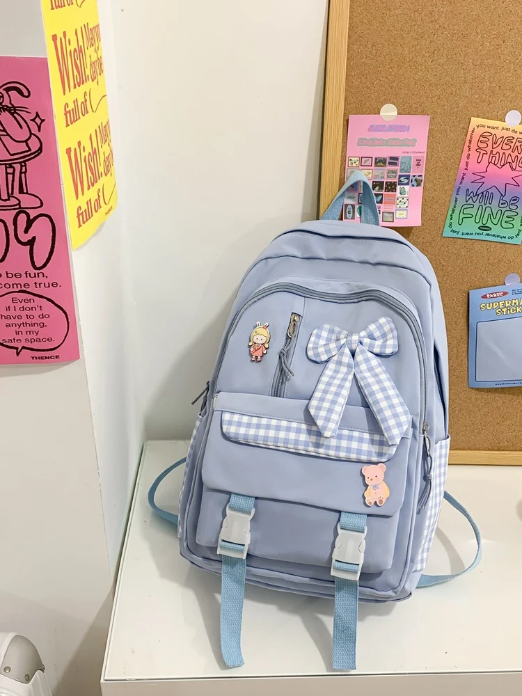 Charmanter Schulrucksack mit Schleifendekoration