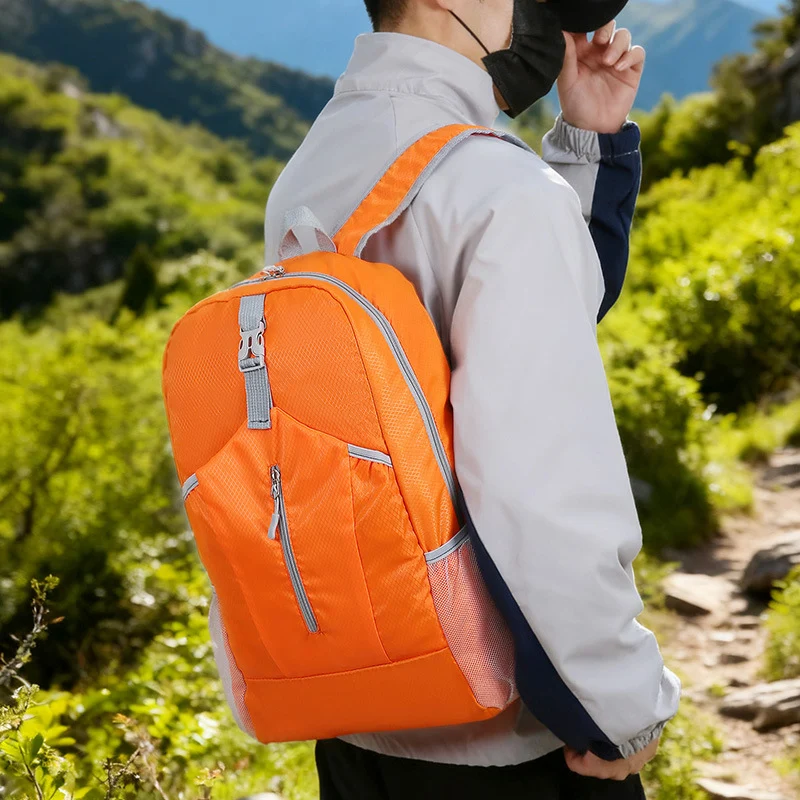 Sportlicher Rucksack mit mehreren Fächern und atmungsaktivem Rücken Skanto