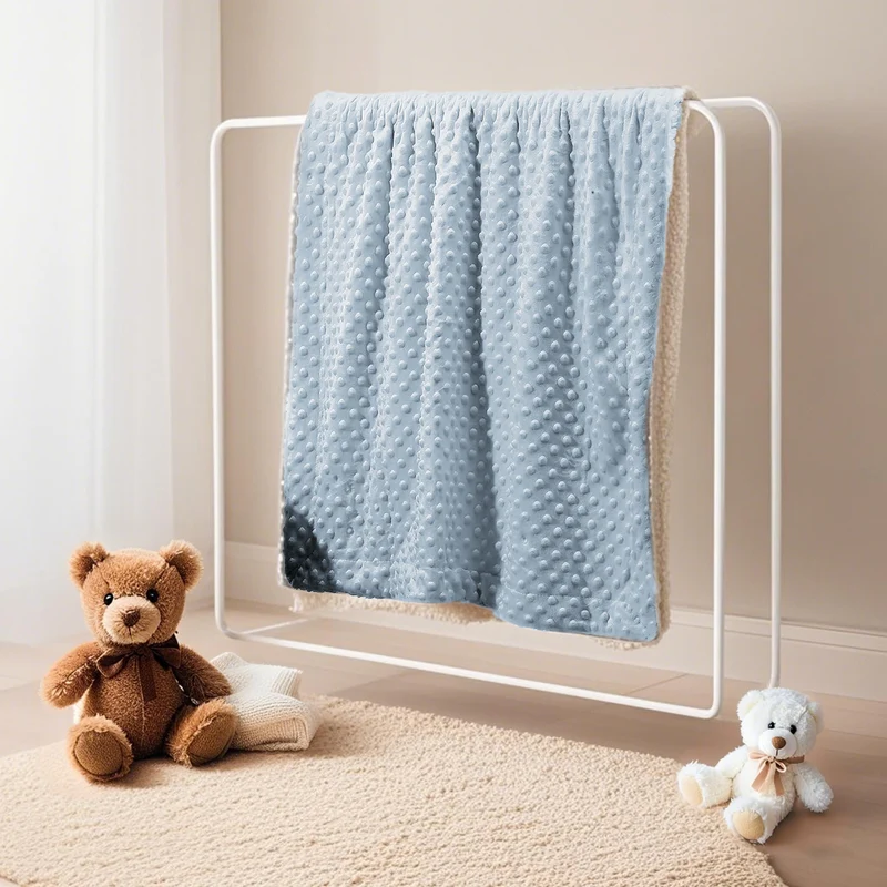Weiche und wendbare Kuscheldecke Skanto