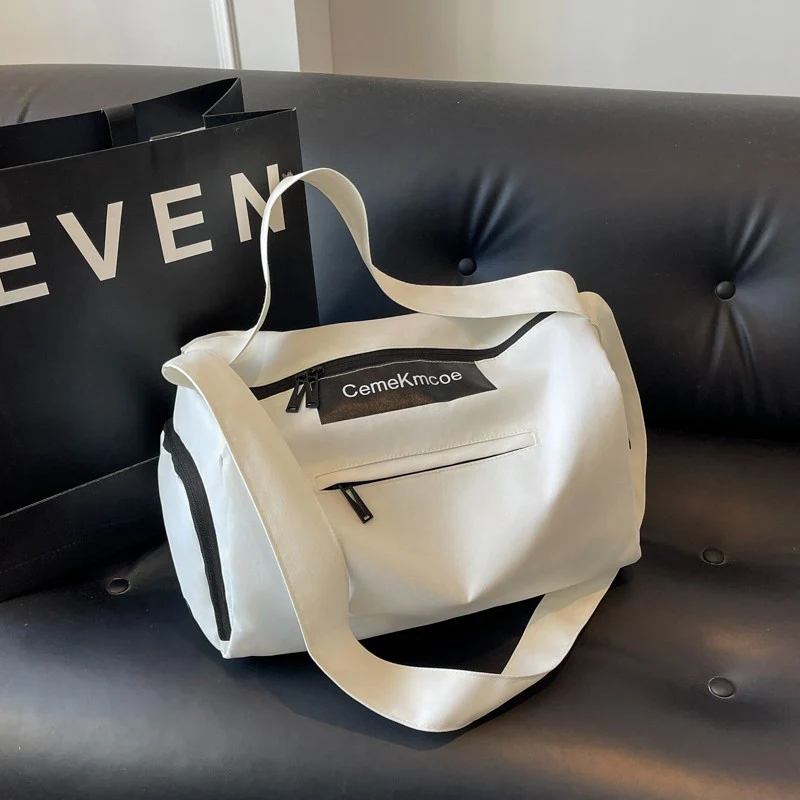 Stilvolle Reisetasche mit vielseitigen Verstaumöglichkeiten Skanto
