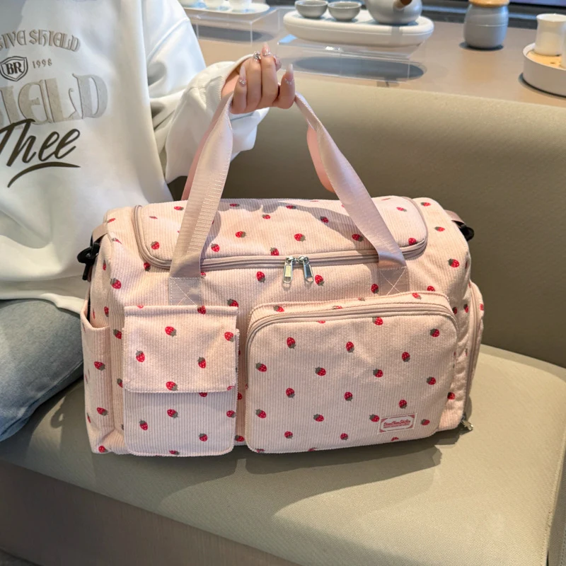 Sportliche Reisetasche mit multifunktionalen Taschen Skanto