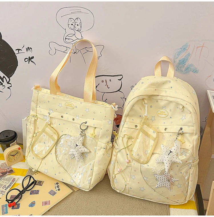 Vielseitiger Schulrucksack mit Sternen