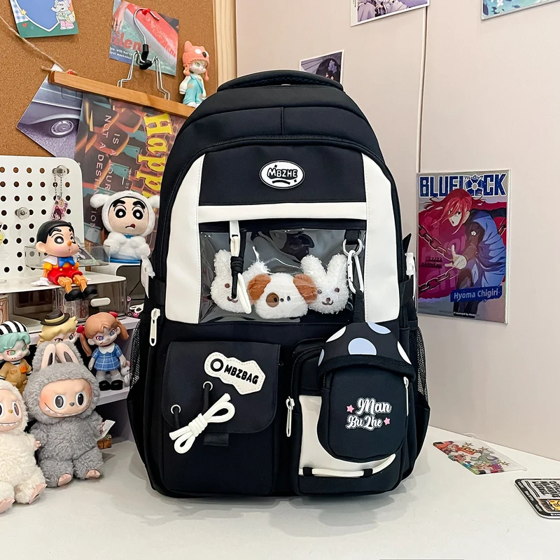 Lässiger Schulrucksack mit vielen Taschen