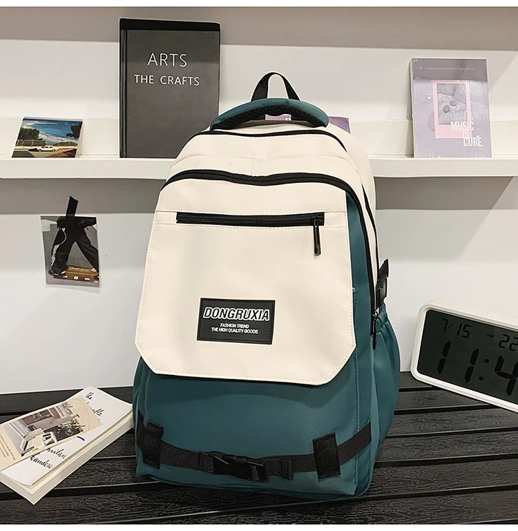 Vielseitiger Schulrucksack mit Laptopfach und mehreren Taschen