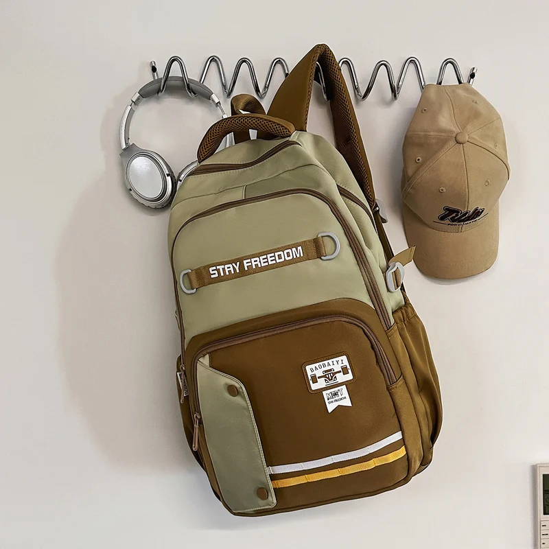 Vielseitiger Schulrucksack mit mehreren Fächern