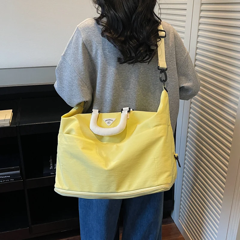 Multifunktionale Sport- und Reisetasche mit verstellbarem Gurt Skanto