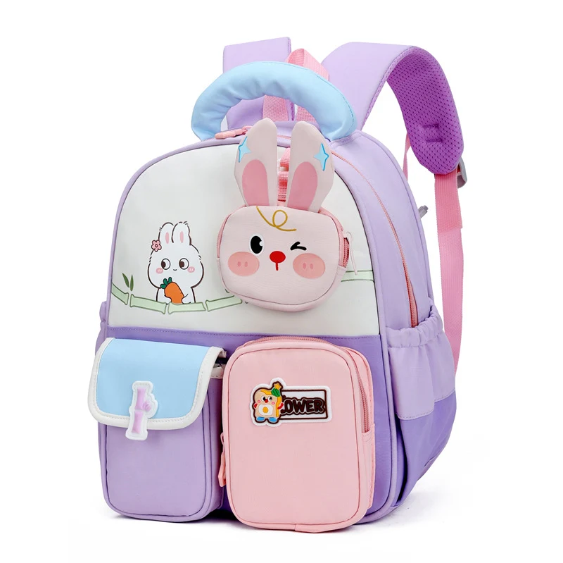 Charmanter Schulranzen für Kinder mit Hasenmotiv
