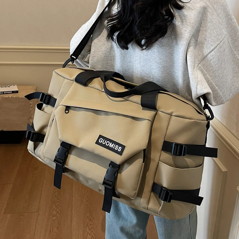 Multifunktionale Sport- und Reisetasche mit robustem Design Skanto