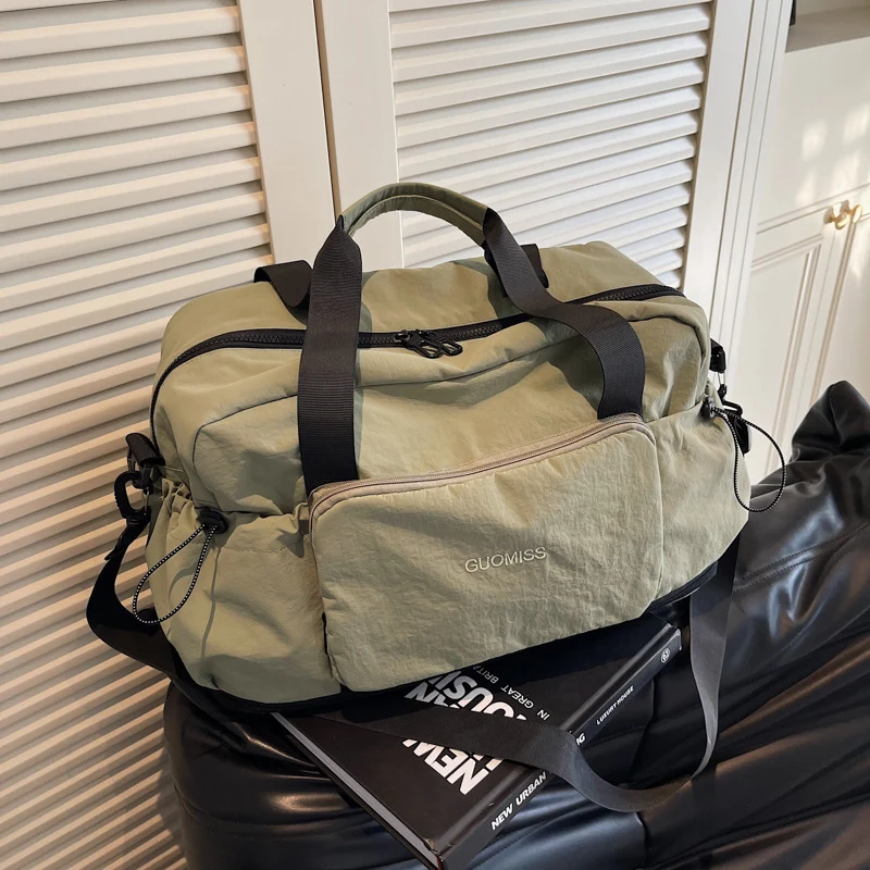Multifunktionale Sport- und Reisetasche mit Organizer Skanto
