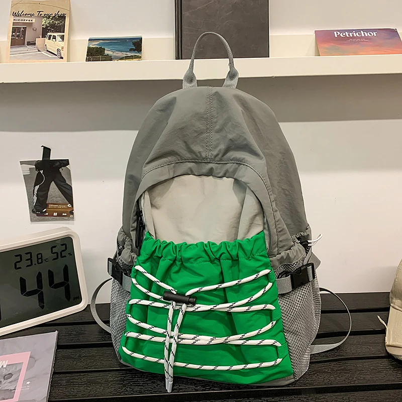 Leichter multifunktionaler Outdoor-Schulrucksack