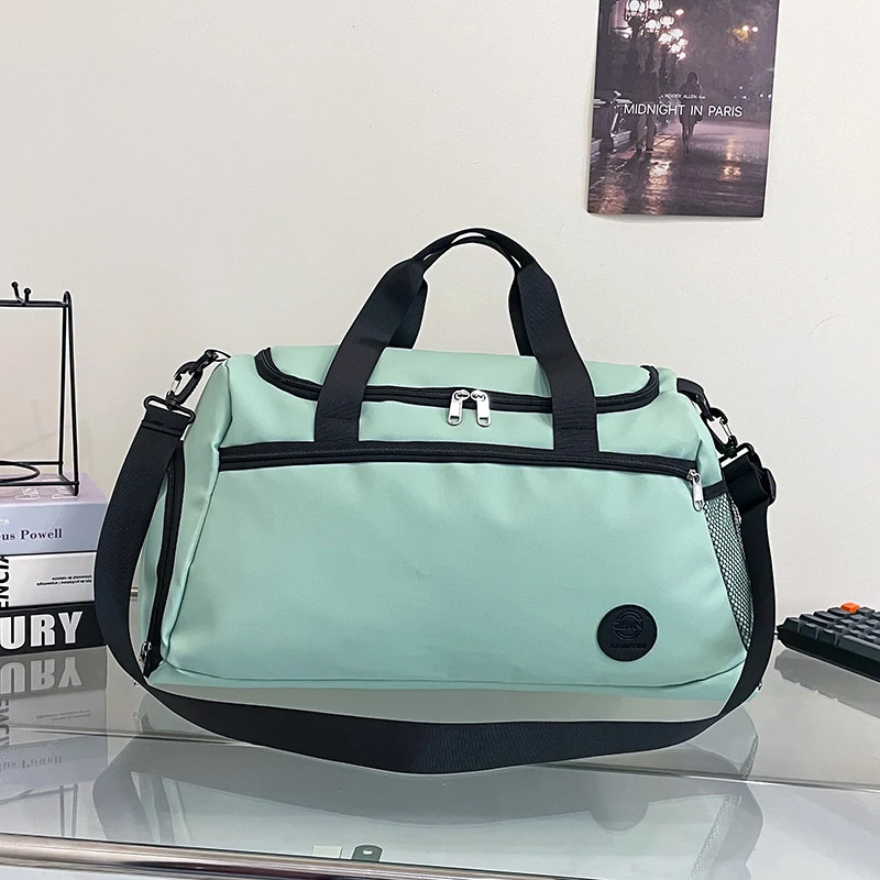 Multifunktionale Sport- und Reisetasche mit innovativem Fächersystem Skanto