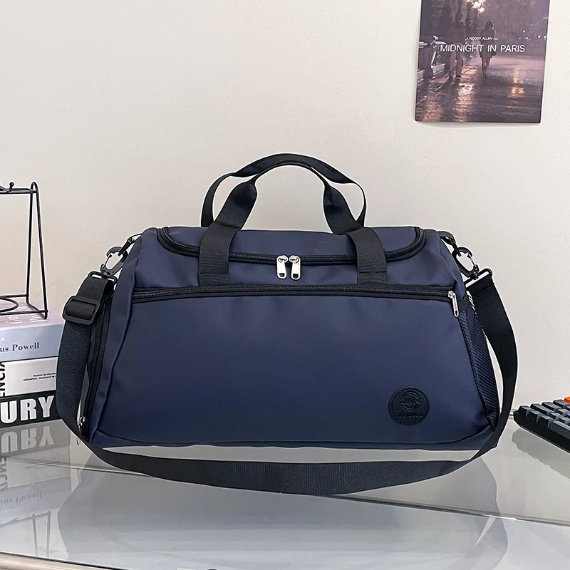 Multifunktionale Sport- und Reisetasche mit innovativem Fächersystem Skanto