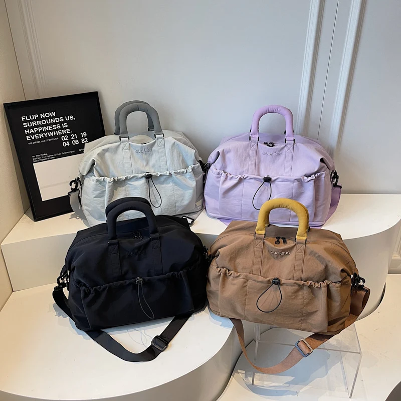 Multifunktionale Sport- und Reisetasche mit geräumigen Fächern Skanto