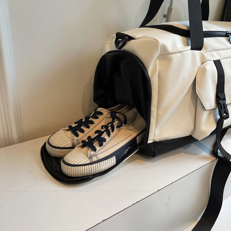 Multifunktionale Sport- und Reisetasche mit ergonomischem Schultergurt Skanto