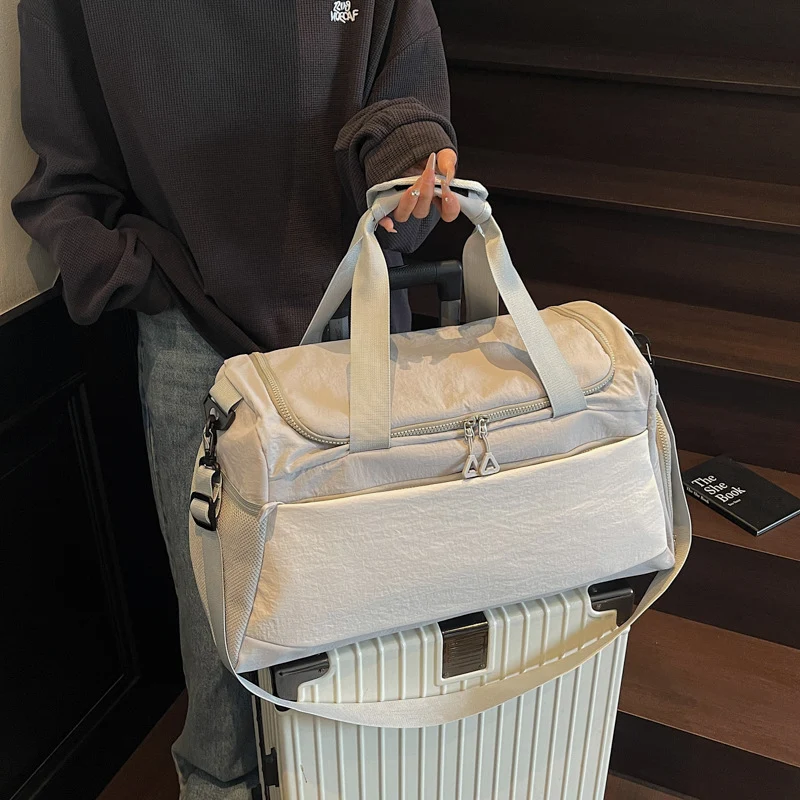 Multifunktionale Sport- und Reisetasche mit ergonomischem Design Skanto