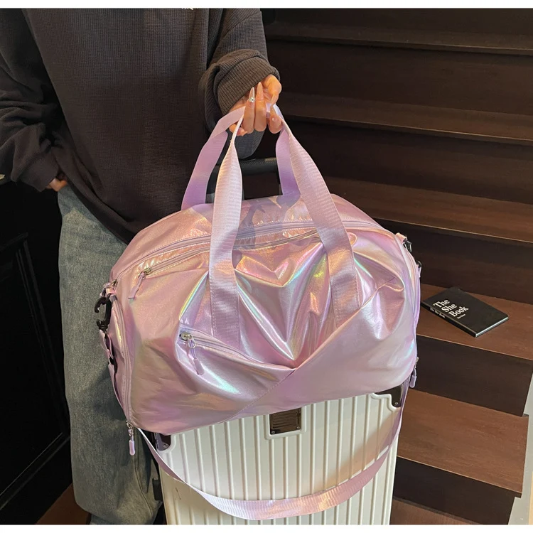 Sportliche Reisetasche mit elegantem, faltbarem Design Skanto
