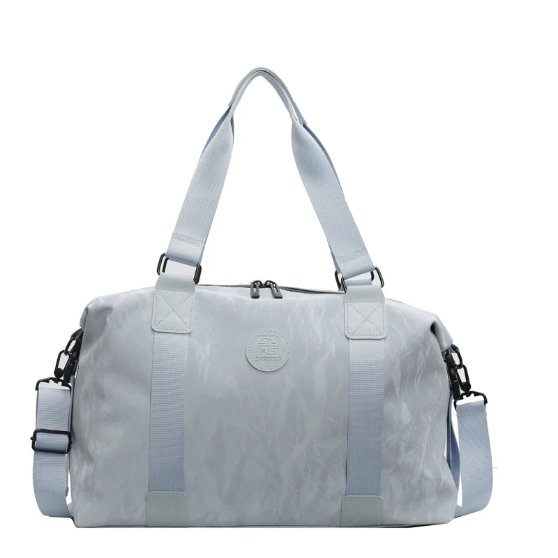 Sportliche Reisetasche im modernen Design Skanto