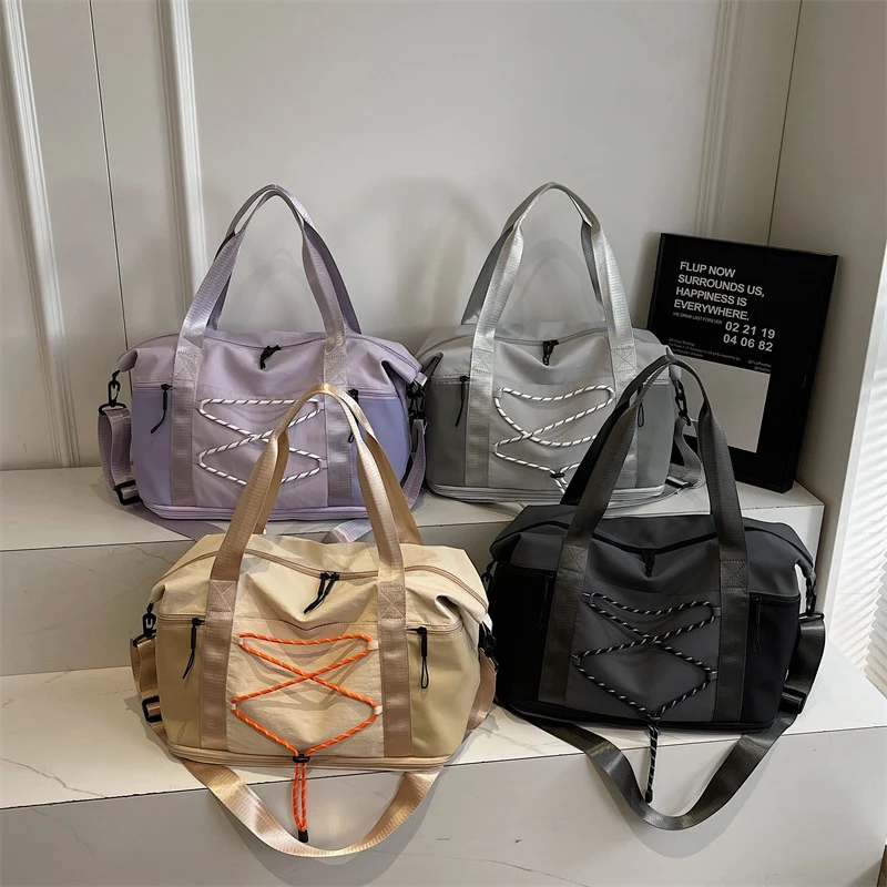 Multifunktionale Sport- und Reisetasche im modernen Design Skanto